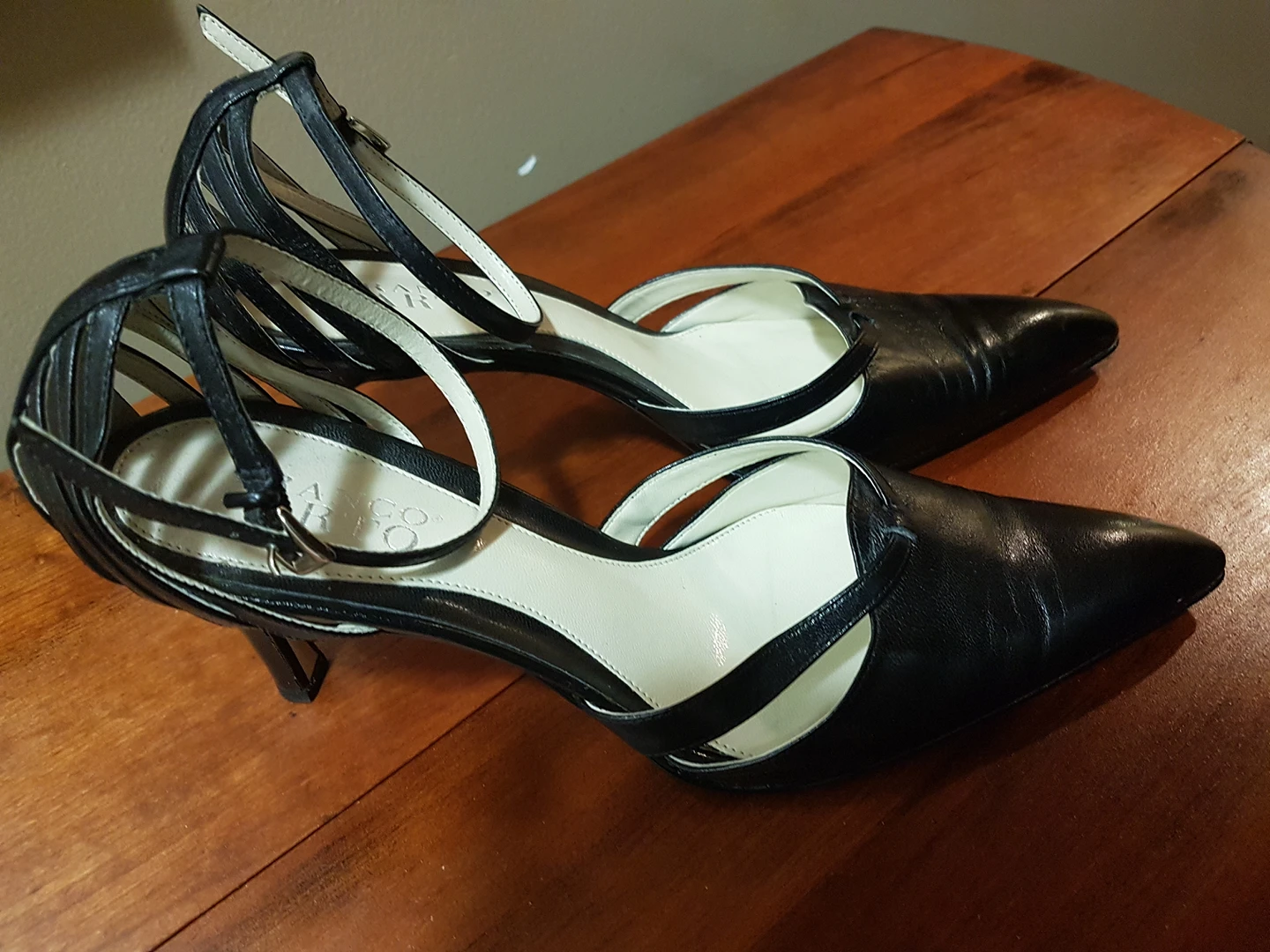 Franco Sarto 3 inch black heels size 9 thumbnail