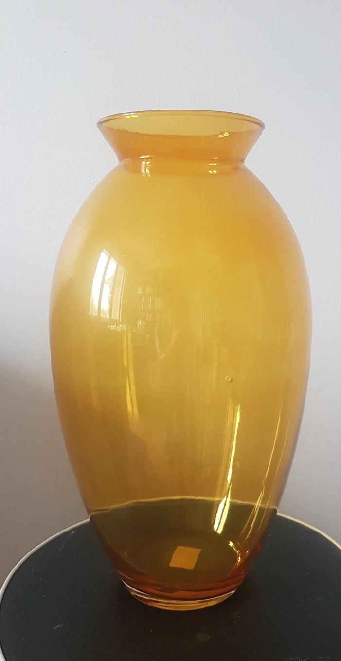 big Glass vase image indicator(2)