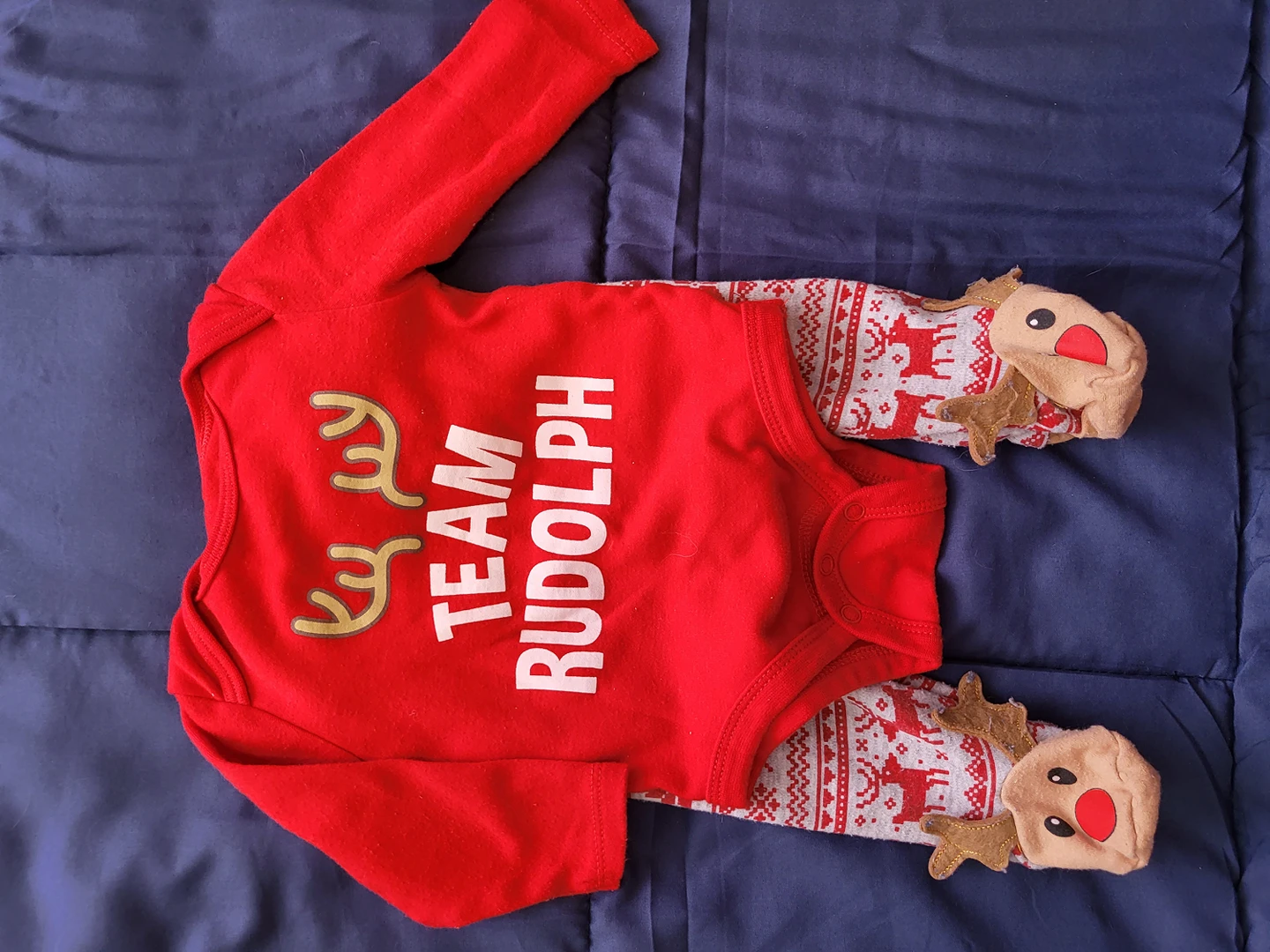 2 Piece Pajamas Christmas Theme 💸
