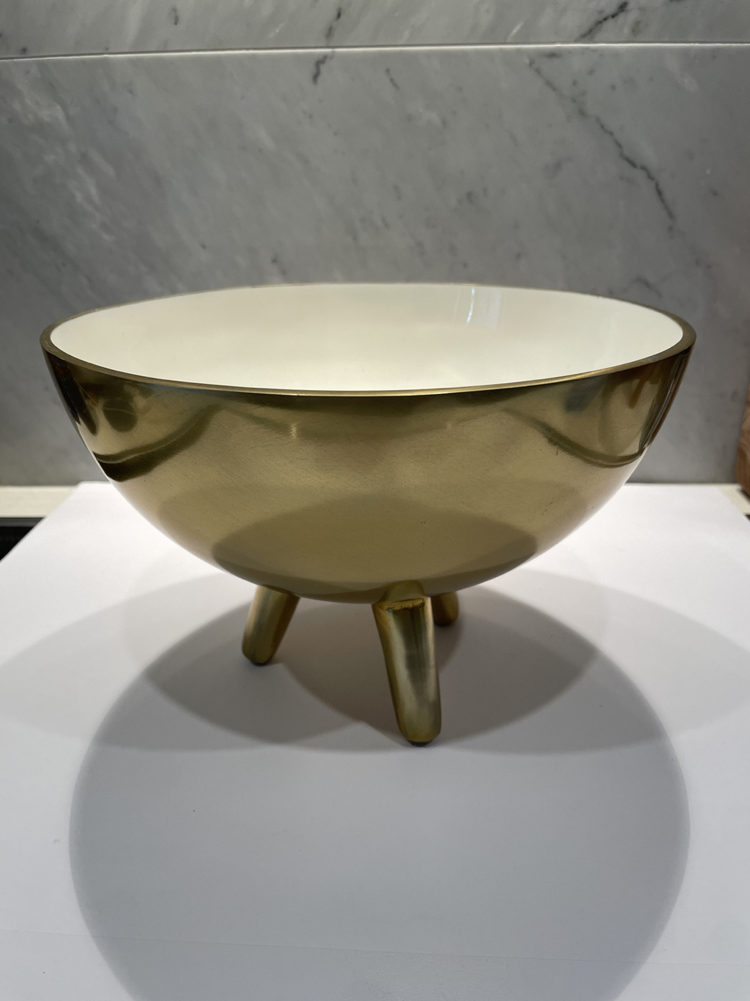 Standing bowl thumbnail