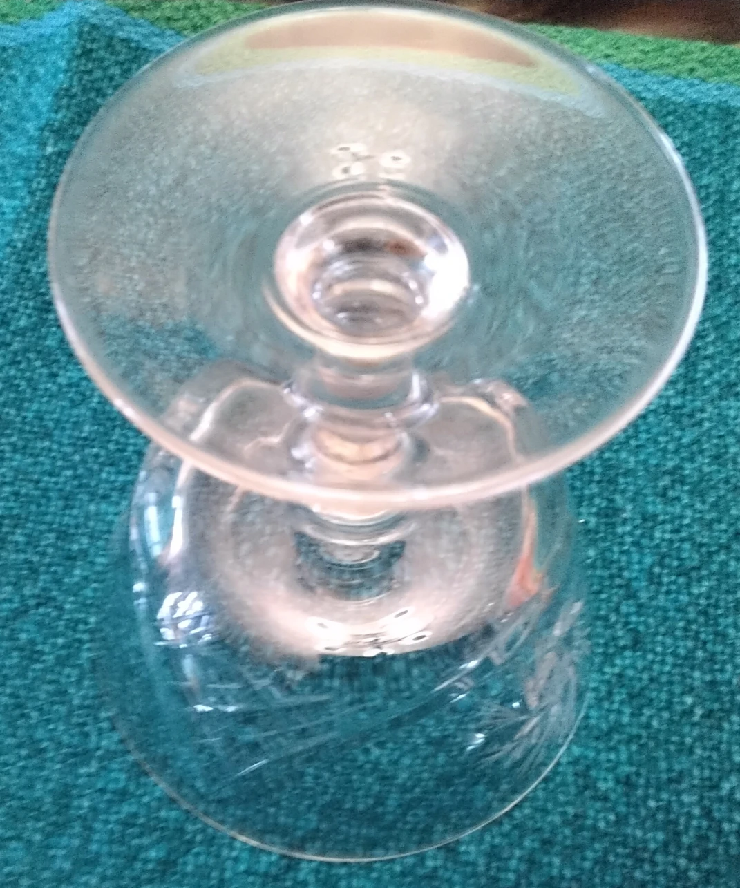 Vintage Pinwheel Crystal Ice Cream Footed Cups  and Plates image indicator(7)