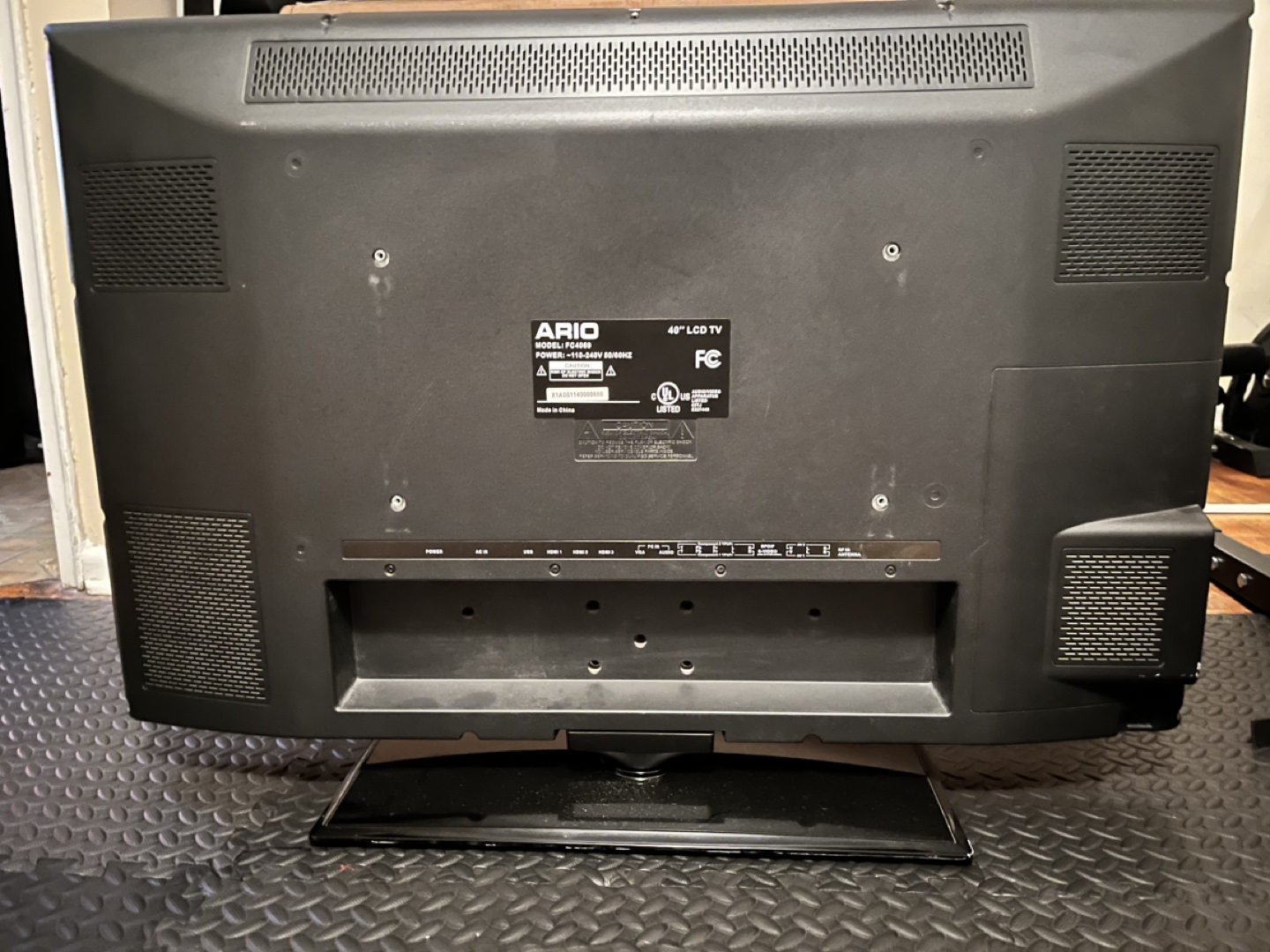 40” ARIO TV - photo 2