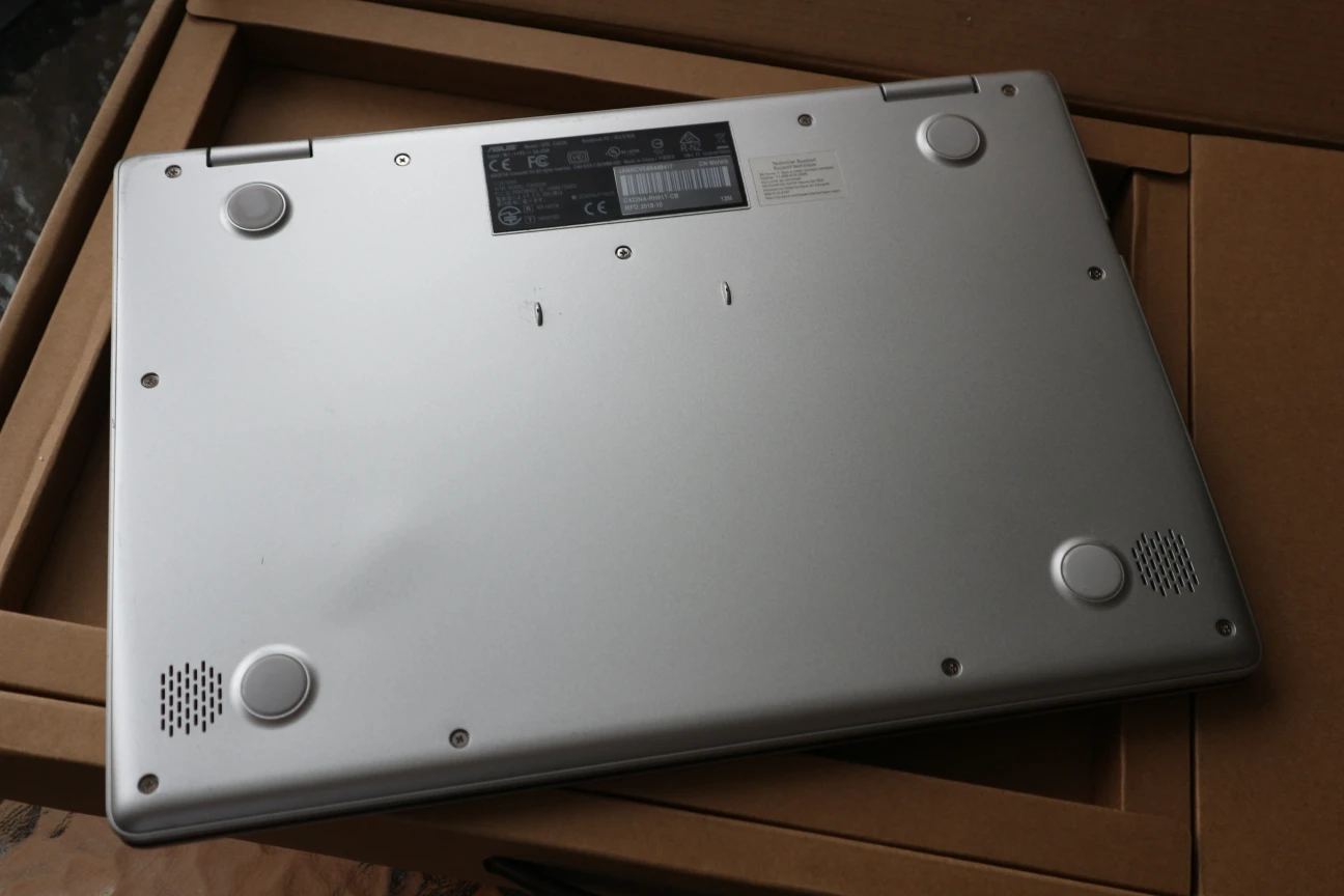 ASUS C423NA-RH91T-CB 14" Touchscreen Chromebook - photo 3