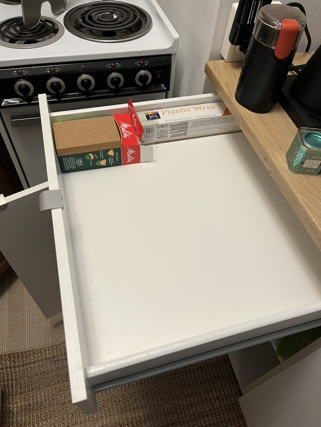Ikea Cabinet very good condition Original Price $240 - photo 5