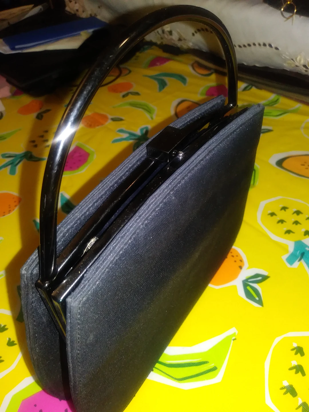 Hand bags | Phone bag image indicator(2)