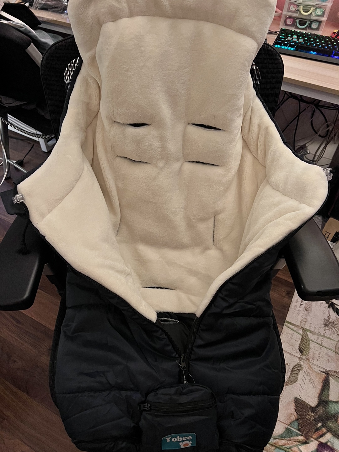 Stroller cover thumbnail