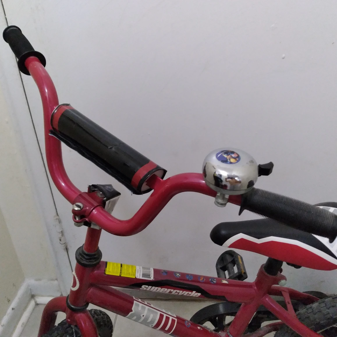 Supercycle Kids Bike 14-in, Training Wheels - photo 2