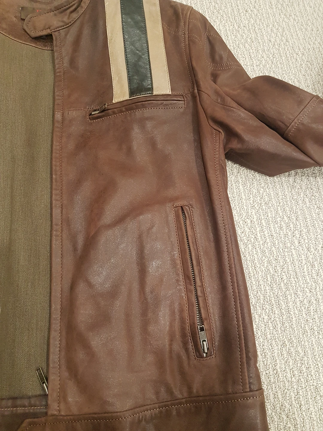 New Leather Bomber. size M image indicator(4)