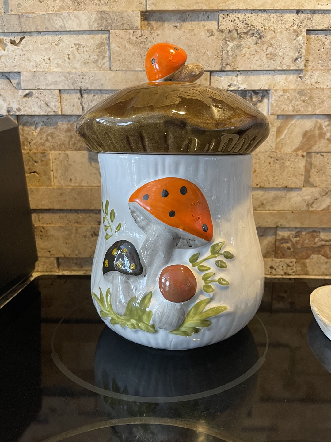 Vintage mushroom canister thumbnail