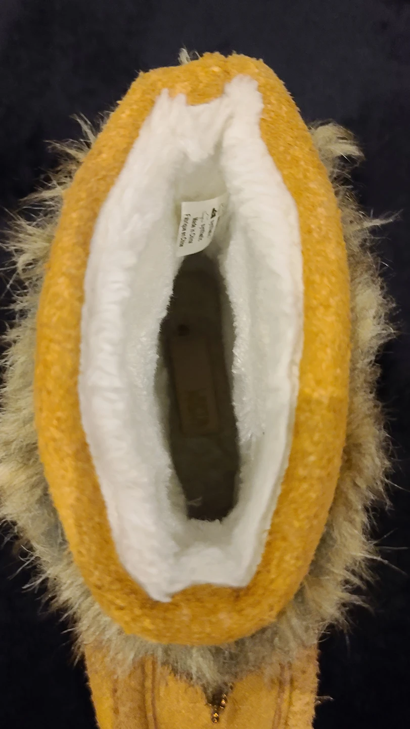 Girls Moccasin Booties - Size 1 image indicator(5)