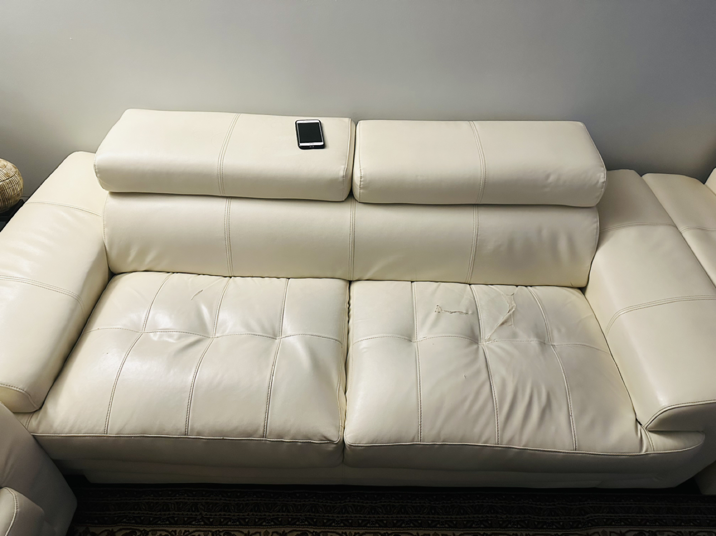 Sofas (FREE) image indicator(3)