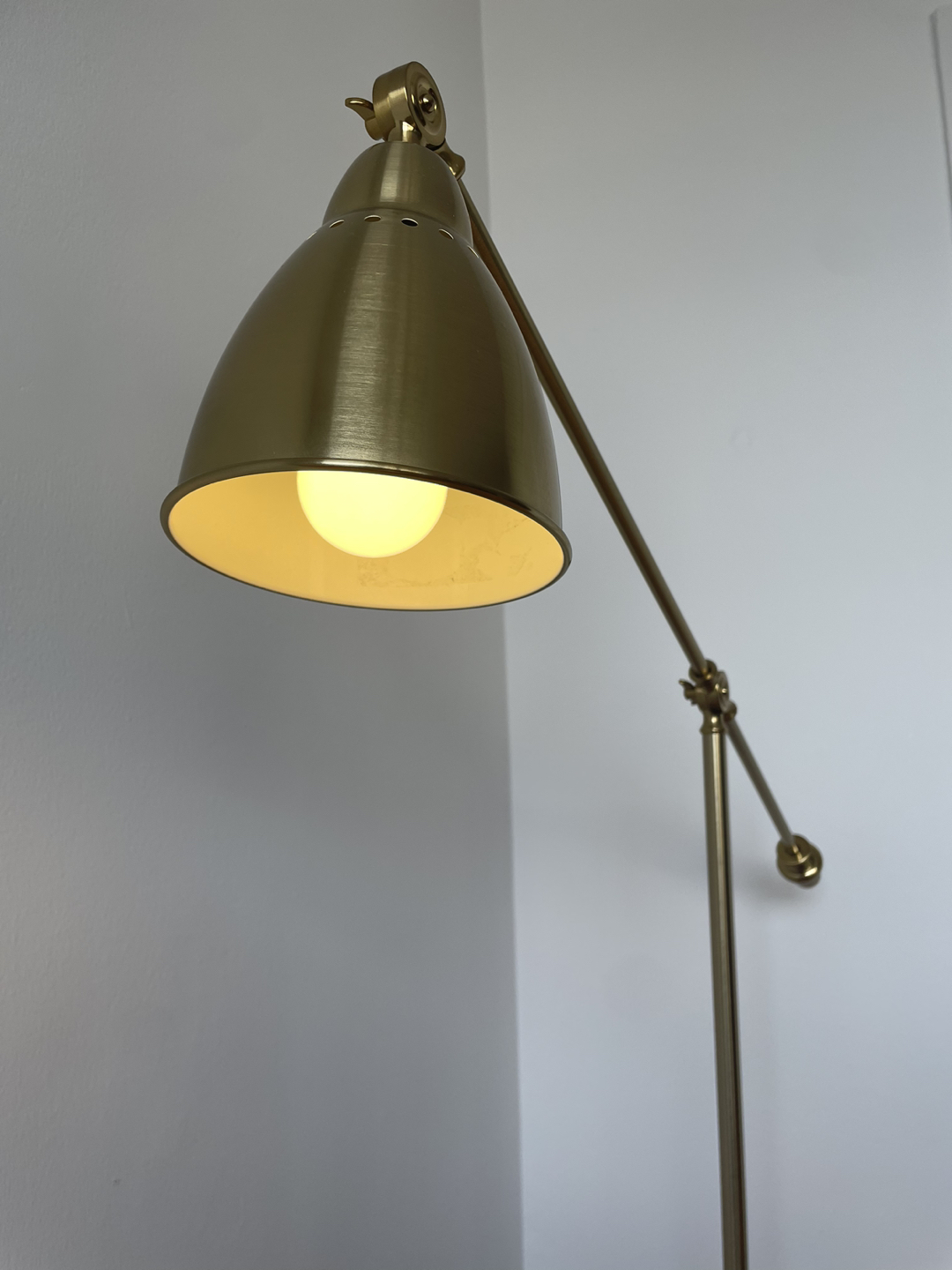 BAROMETER Floor/reading lamp, brass colour plus smart bulb - photo 2