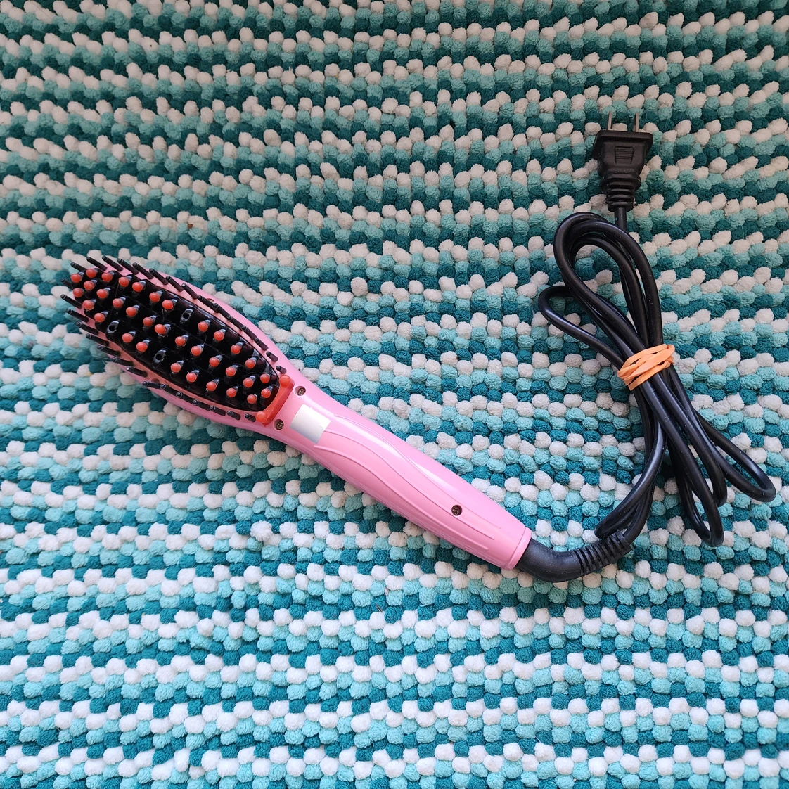 #FREECYCLE# HOT BRUSH FOR HAIR thumbnail