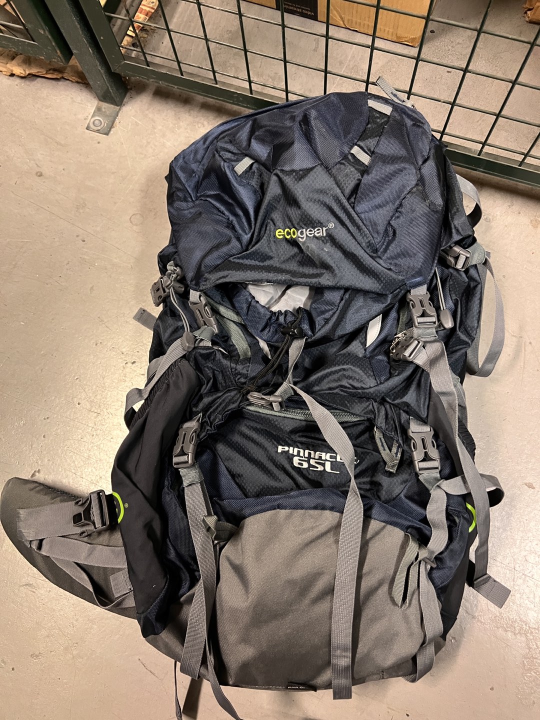 Pinnacle Eco Gear Hiking Backpack 65L