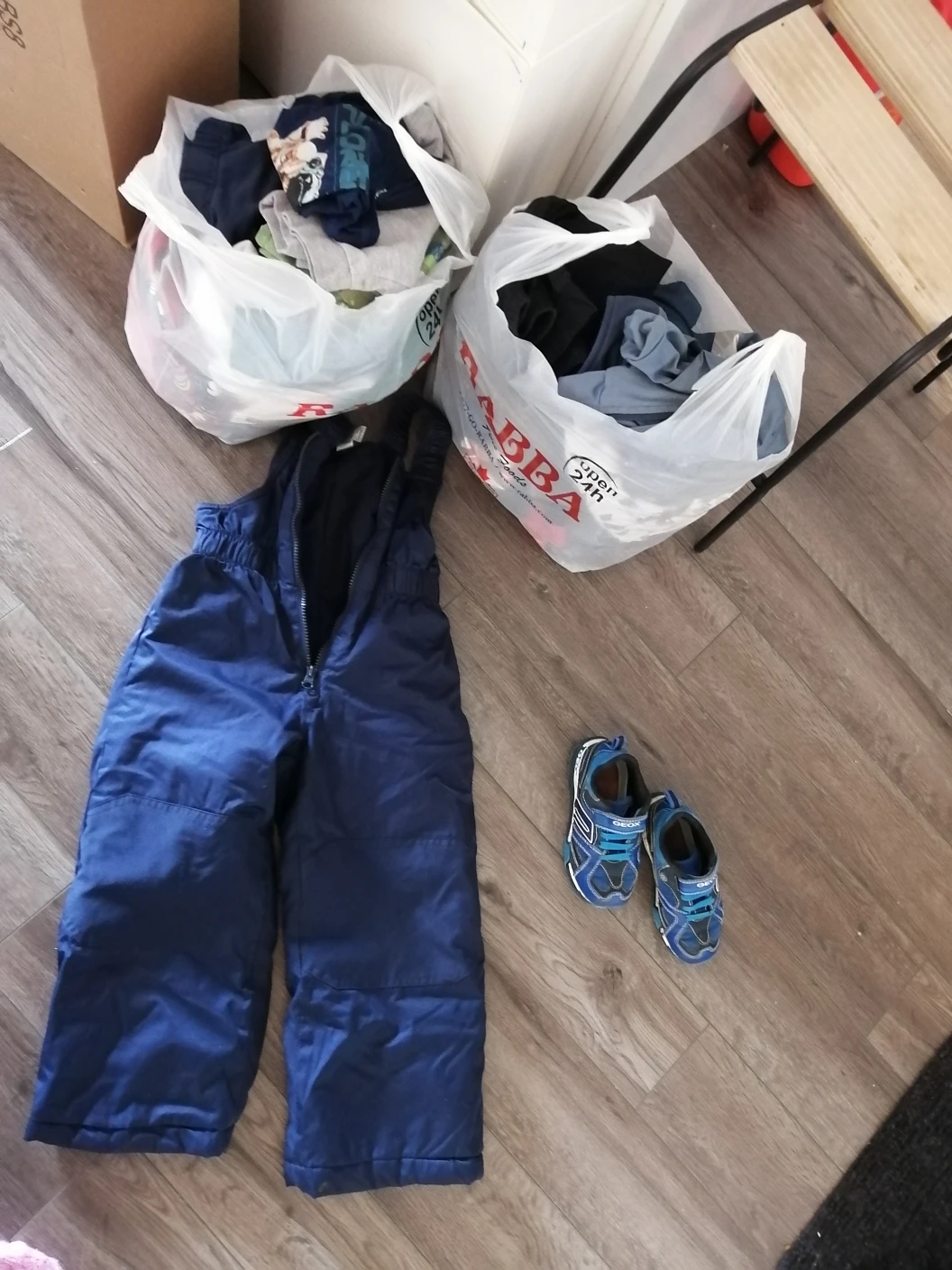 Clothes for a 3-4 year-old boy