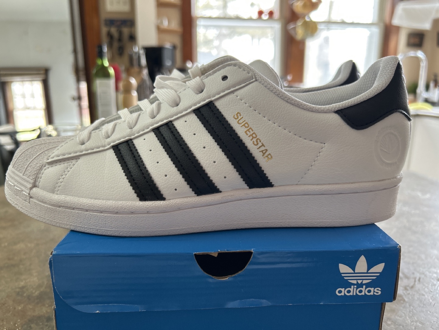 Adidas - Vegan Superstar Originals image indicator(5)