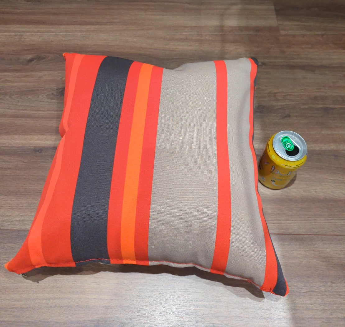 Outdoor throw pillow 💸 thumbnail