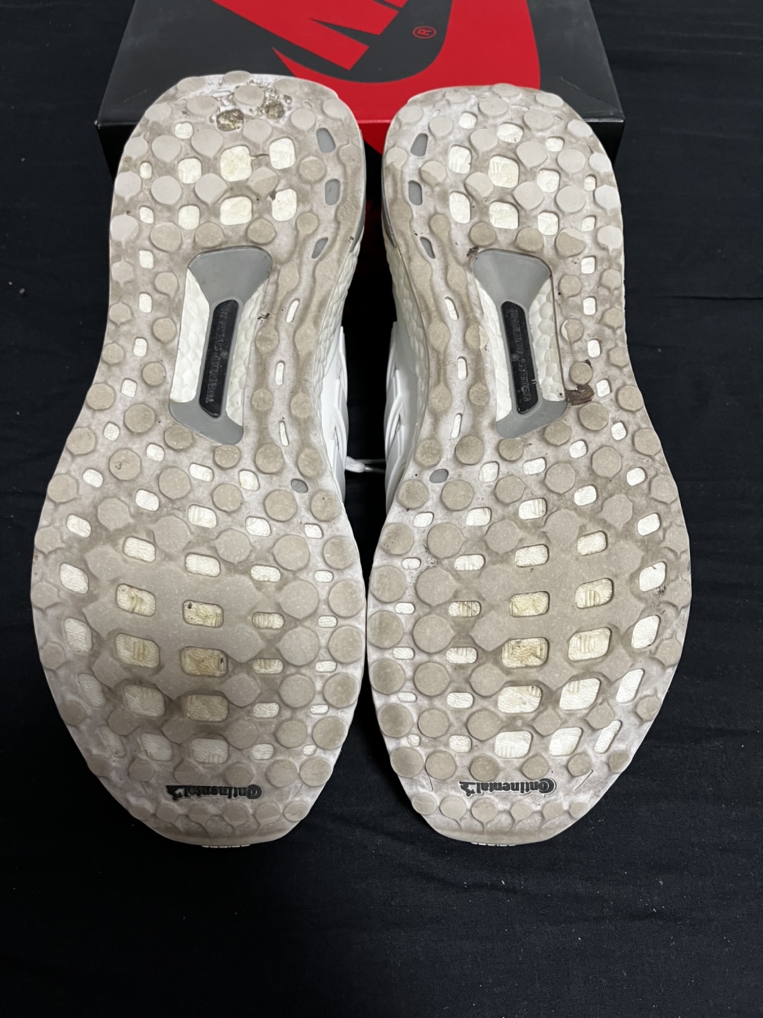 Adidas Ultraboost 2.0 Triple white thumbnail