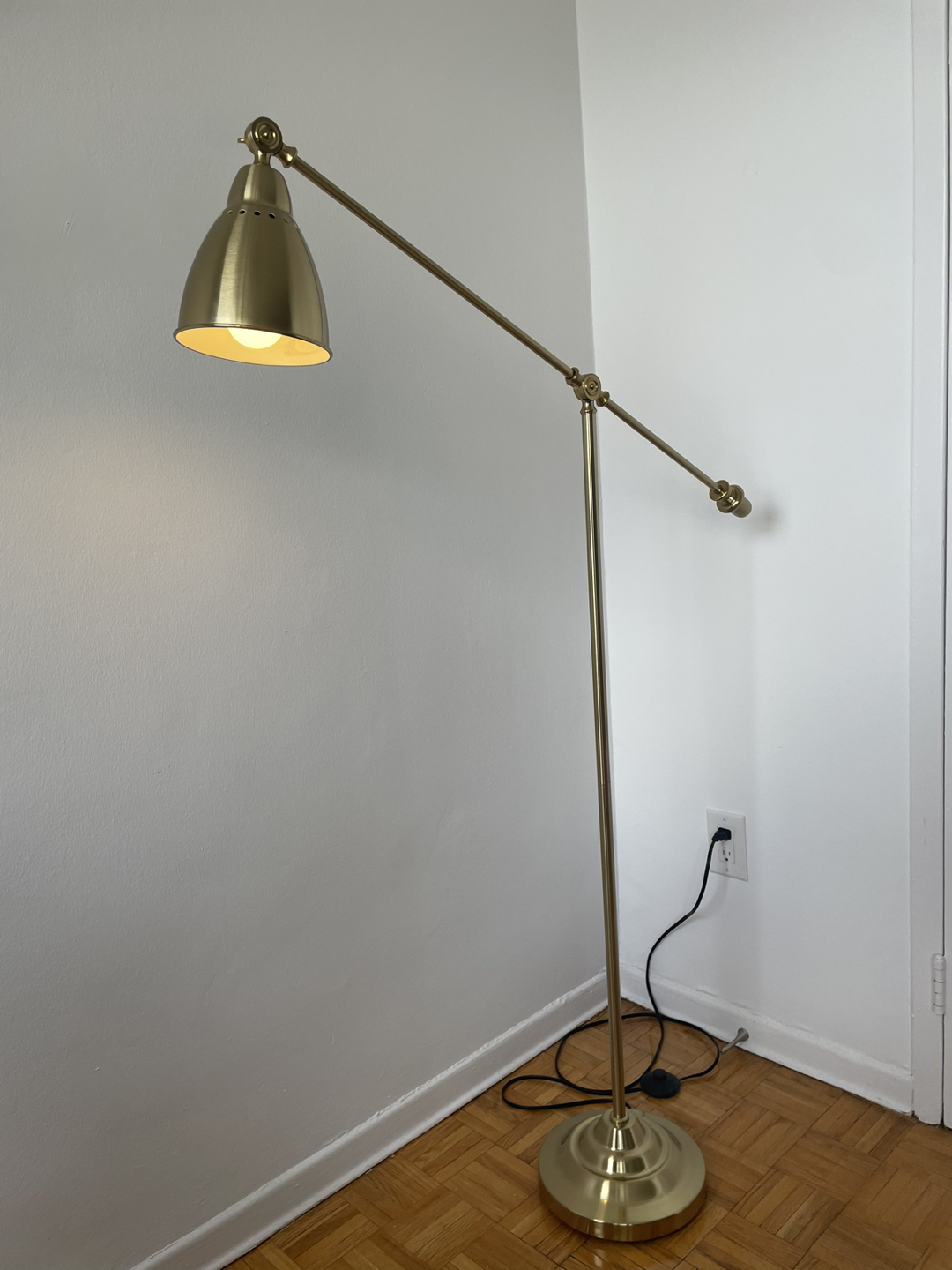 BAROMETER Floor/reading lamp, brass colour plus smart bulb