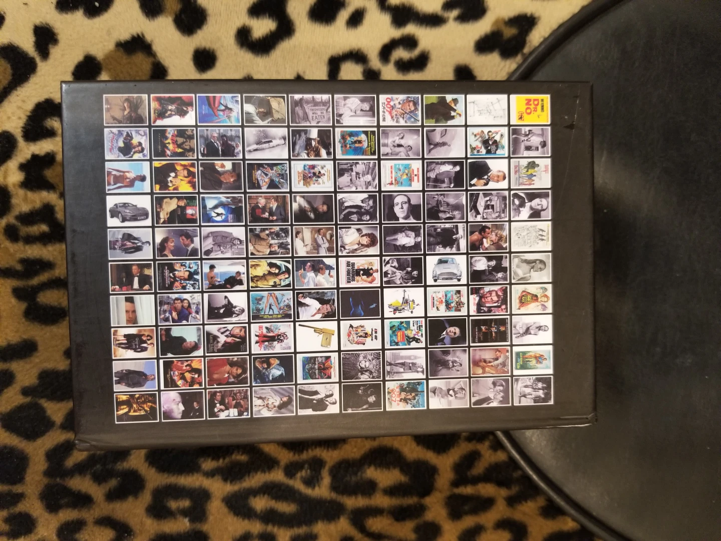 James Bond 100 Postcards 50th Anniversary Set - photo 2