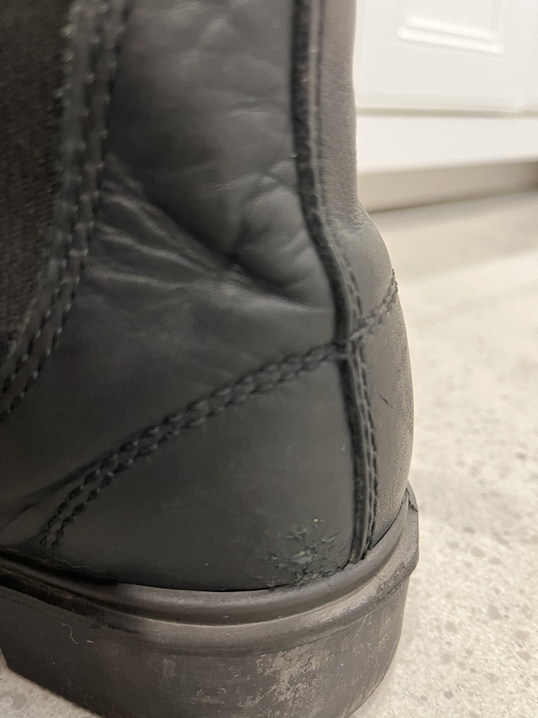 Blundstone chisel toe size 4 image indicator(6)