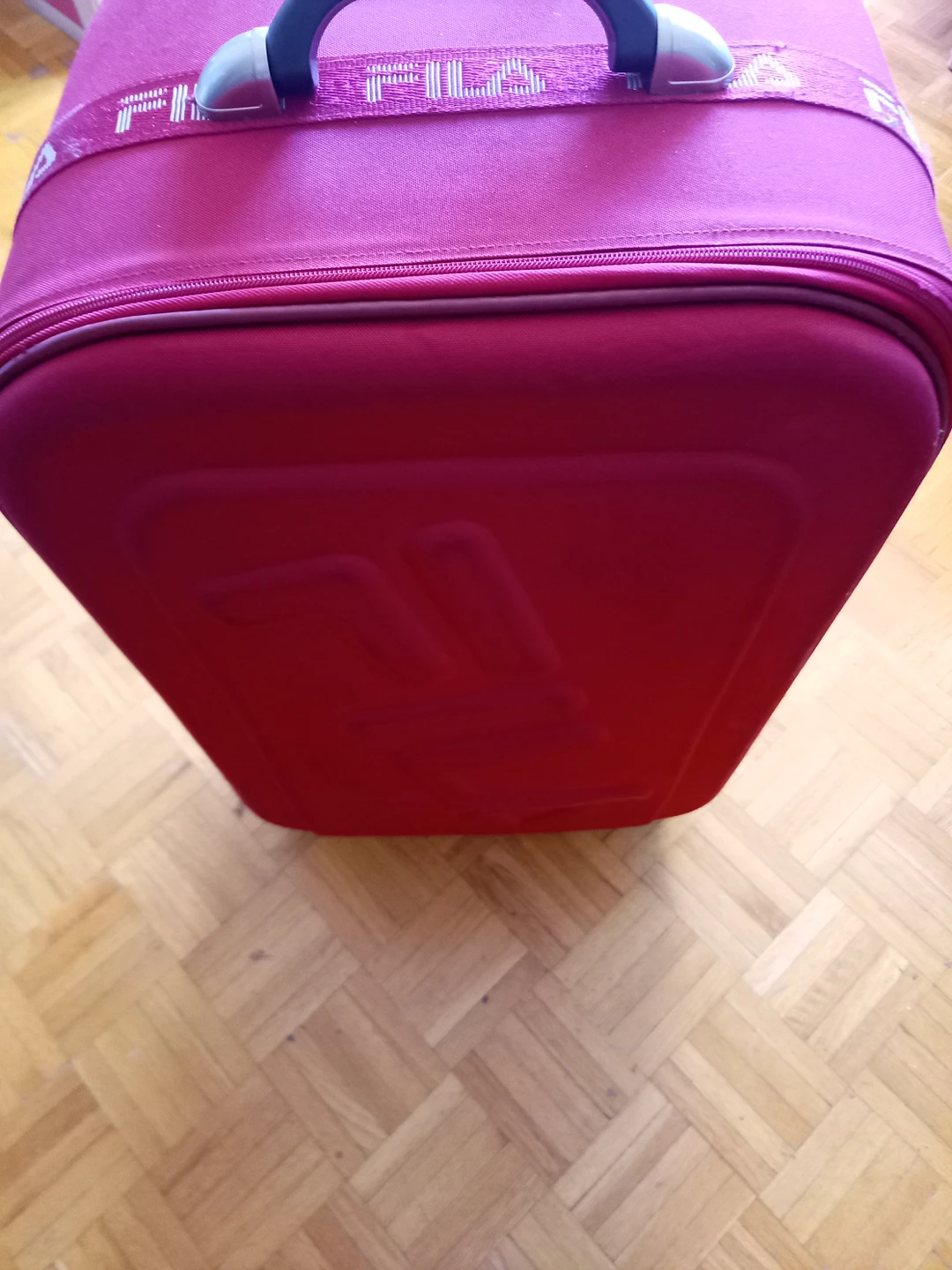 Carry-on luggage - photo 3
