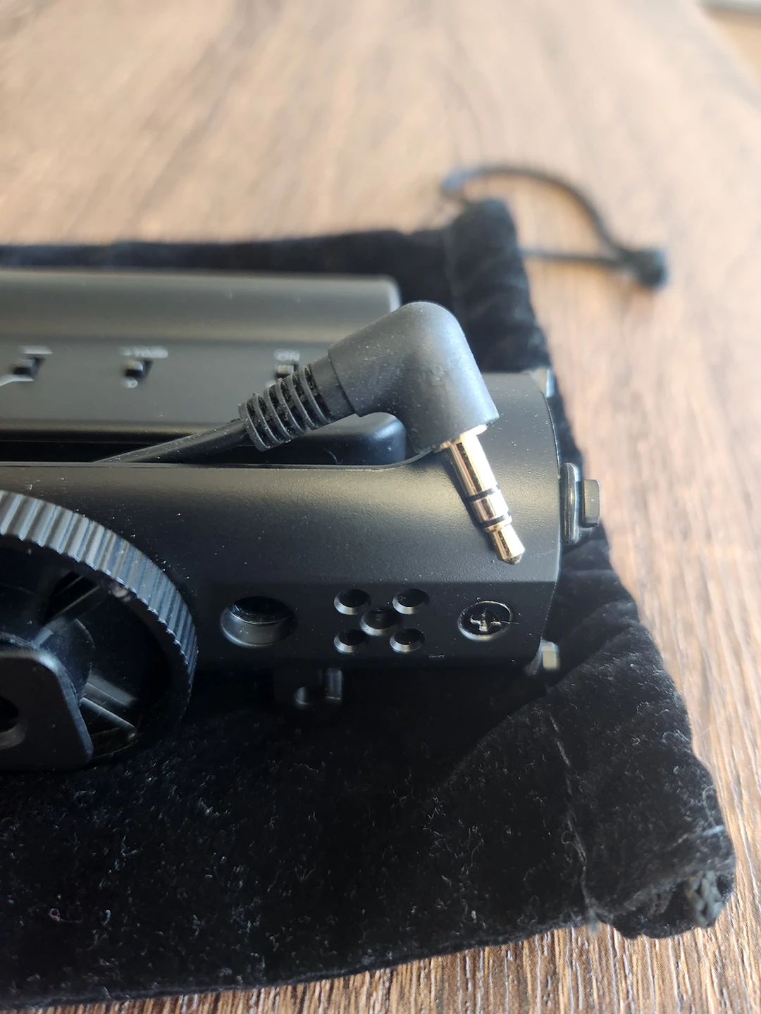 TAKSTAR SGC-598 Universal Shotgun Microphone - photo 4