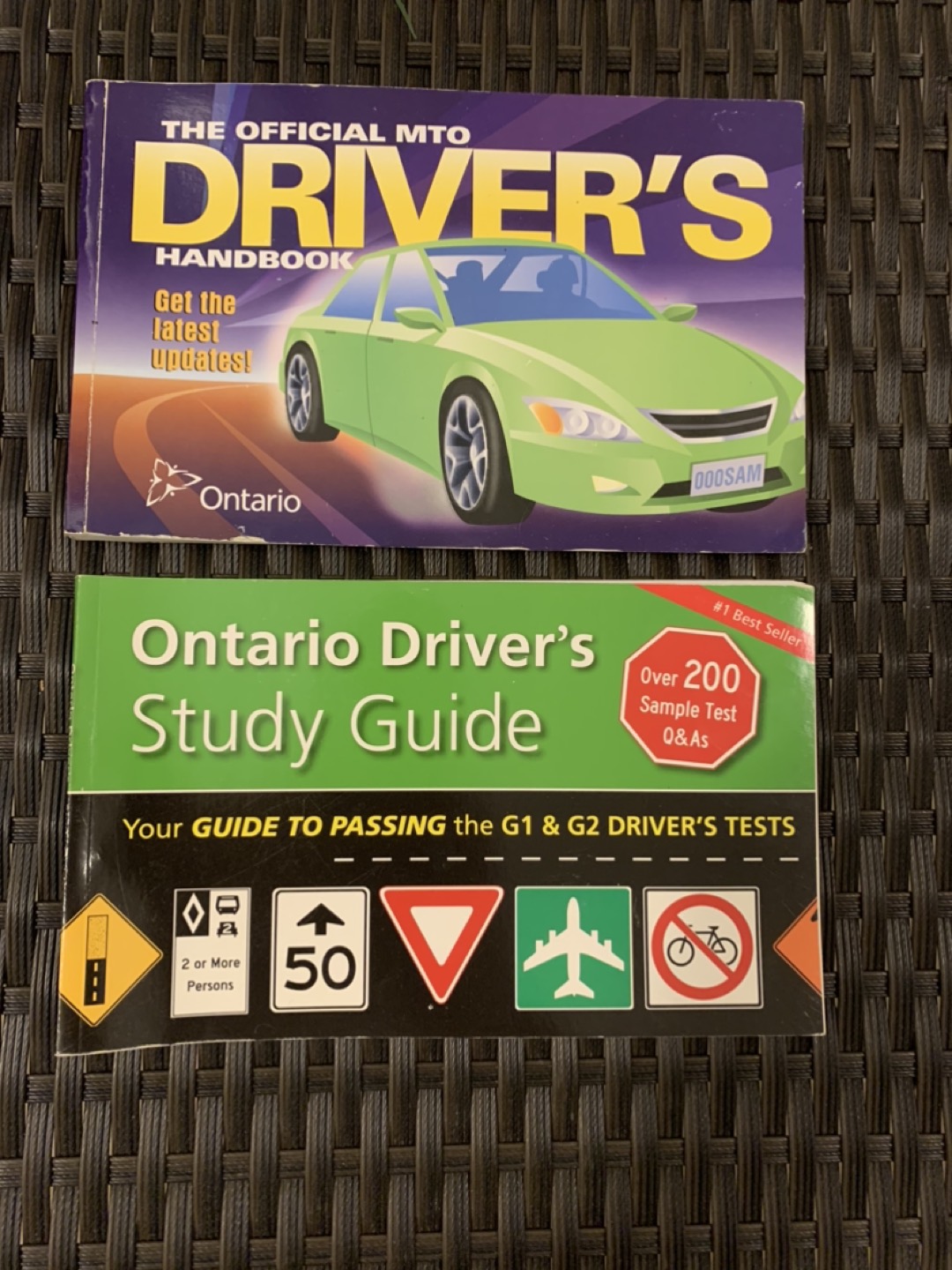 Ontario Drivers Handbook and Study Guide thumbnail
