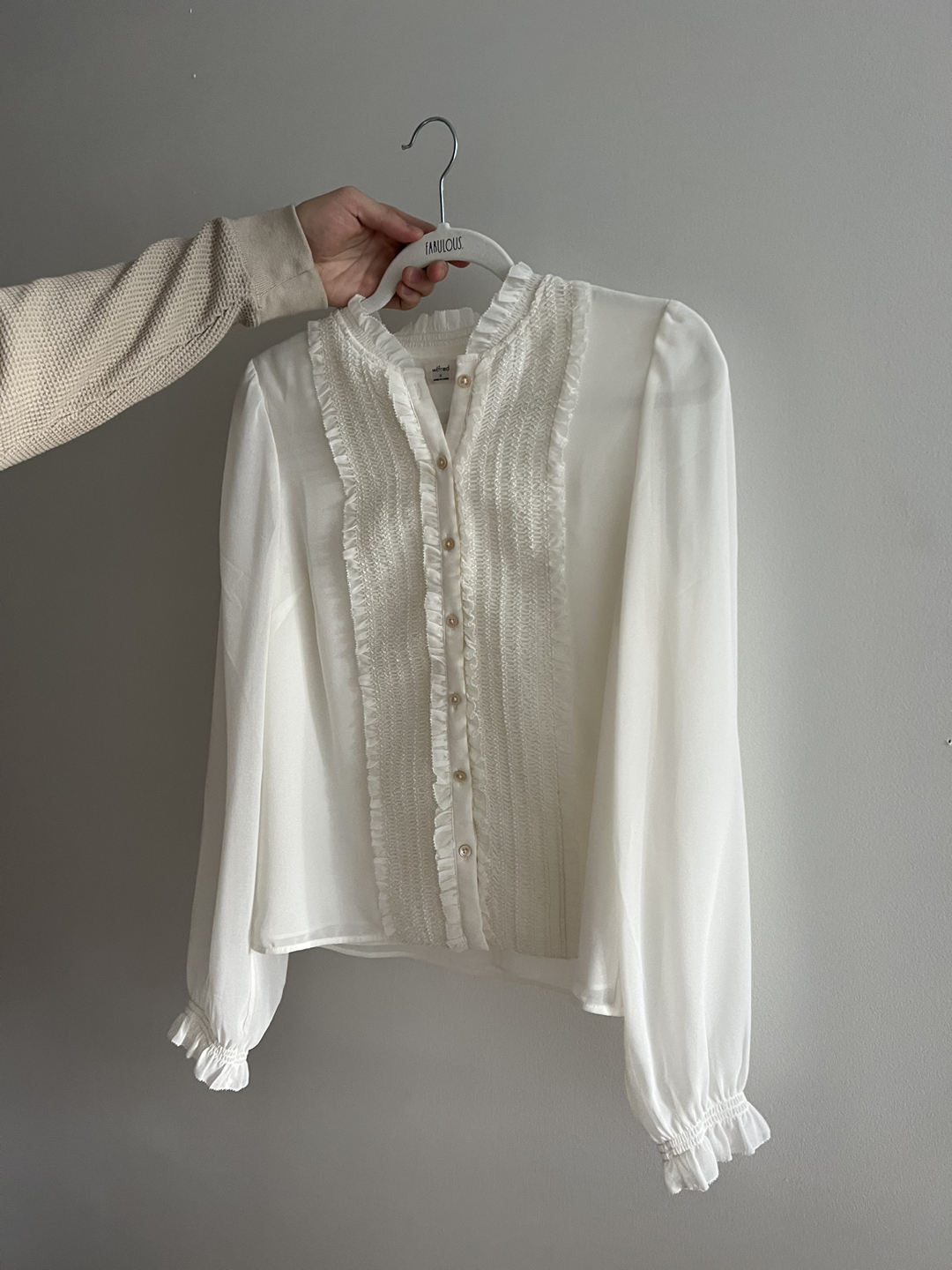 NEW Aritzia white blouse size S thumbnail