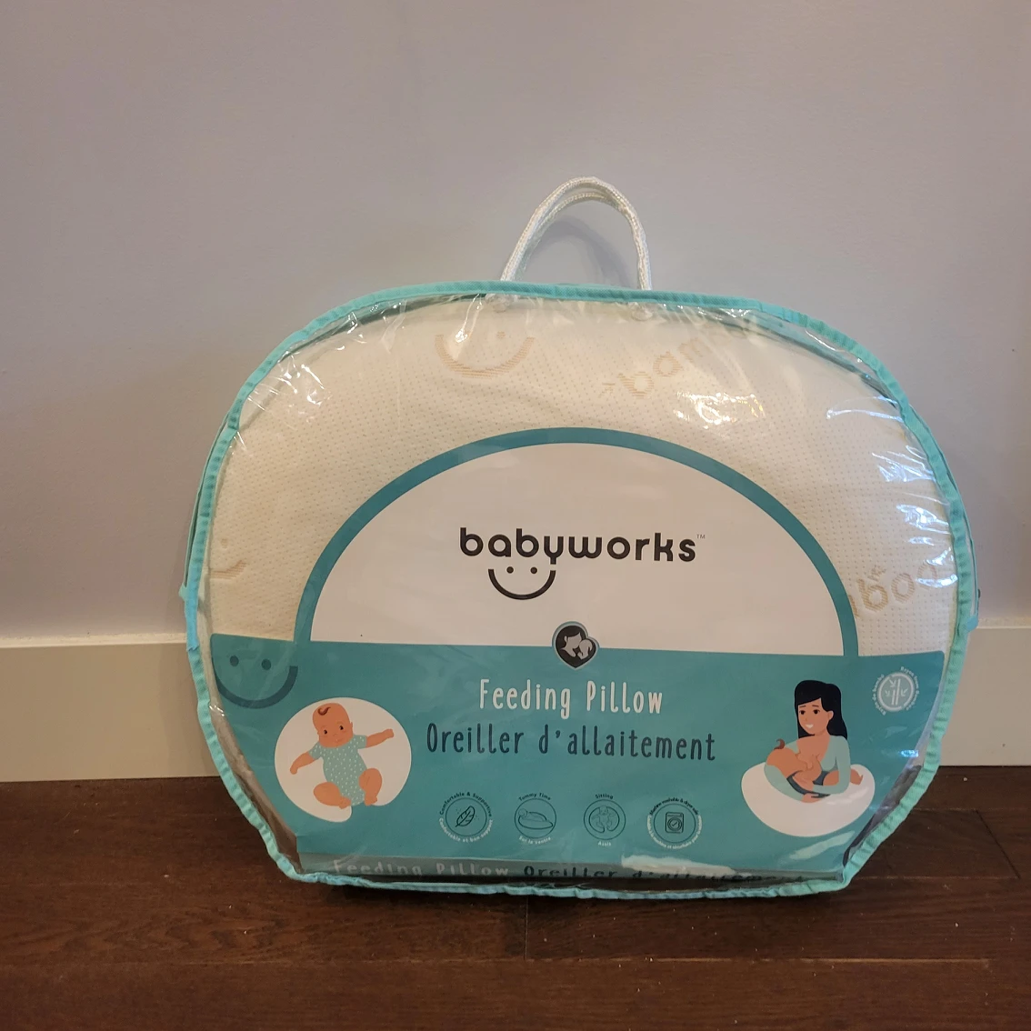 Babyworks feeding pillow thumbnail