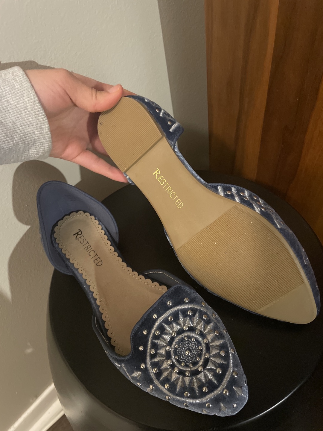 Silver and Blue Flats 💎 image indicator(3)