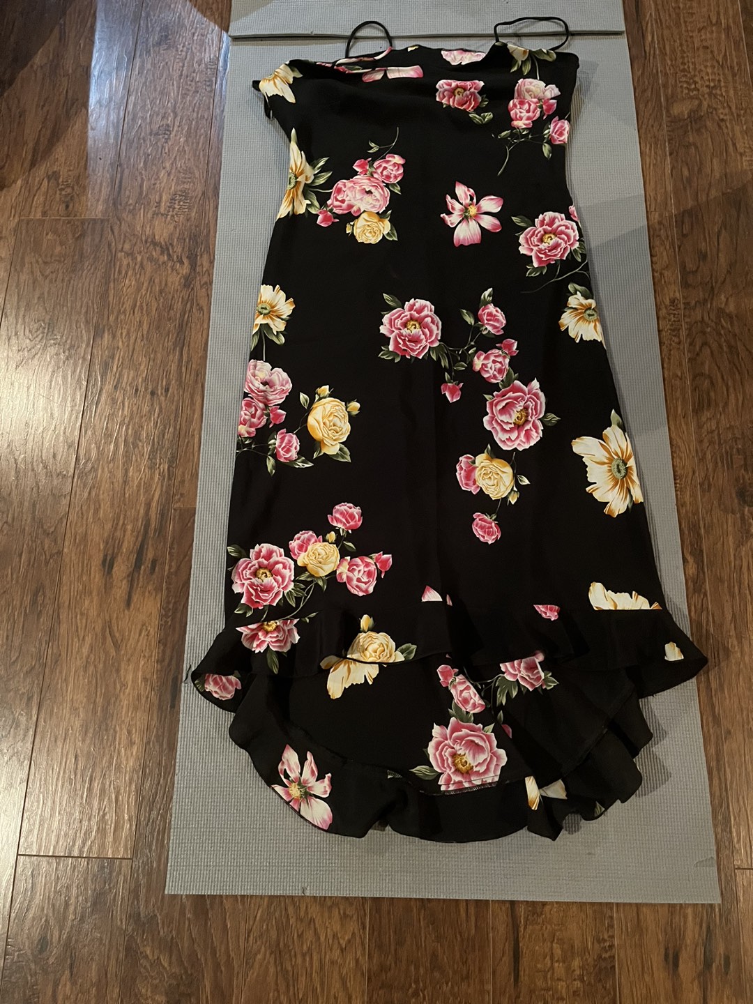 Floral dress thumbnail