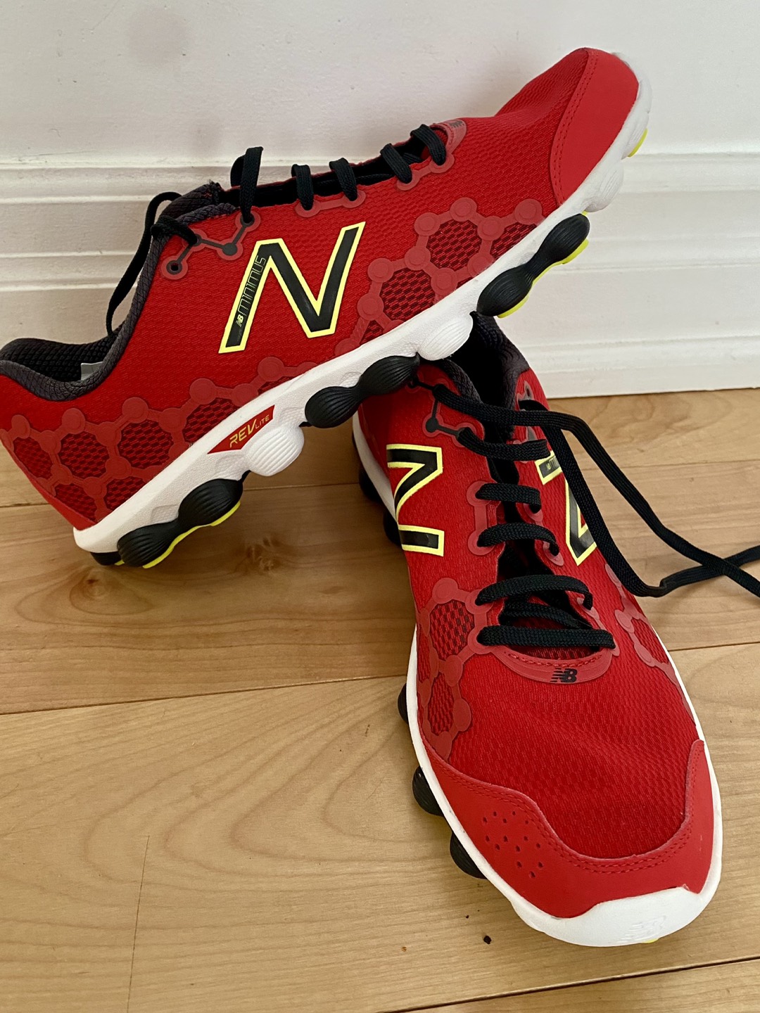 New Balance IONIX 3090 Men’s Running Shoes size 13 thumbnail