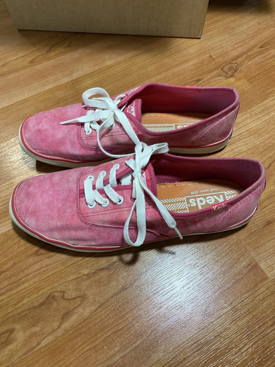 Keds Pink Size 9 lace up shoes image indicator(2)