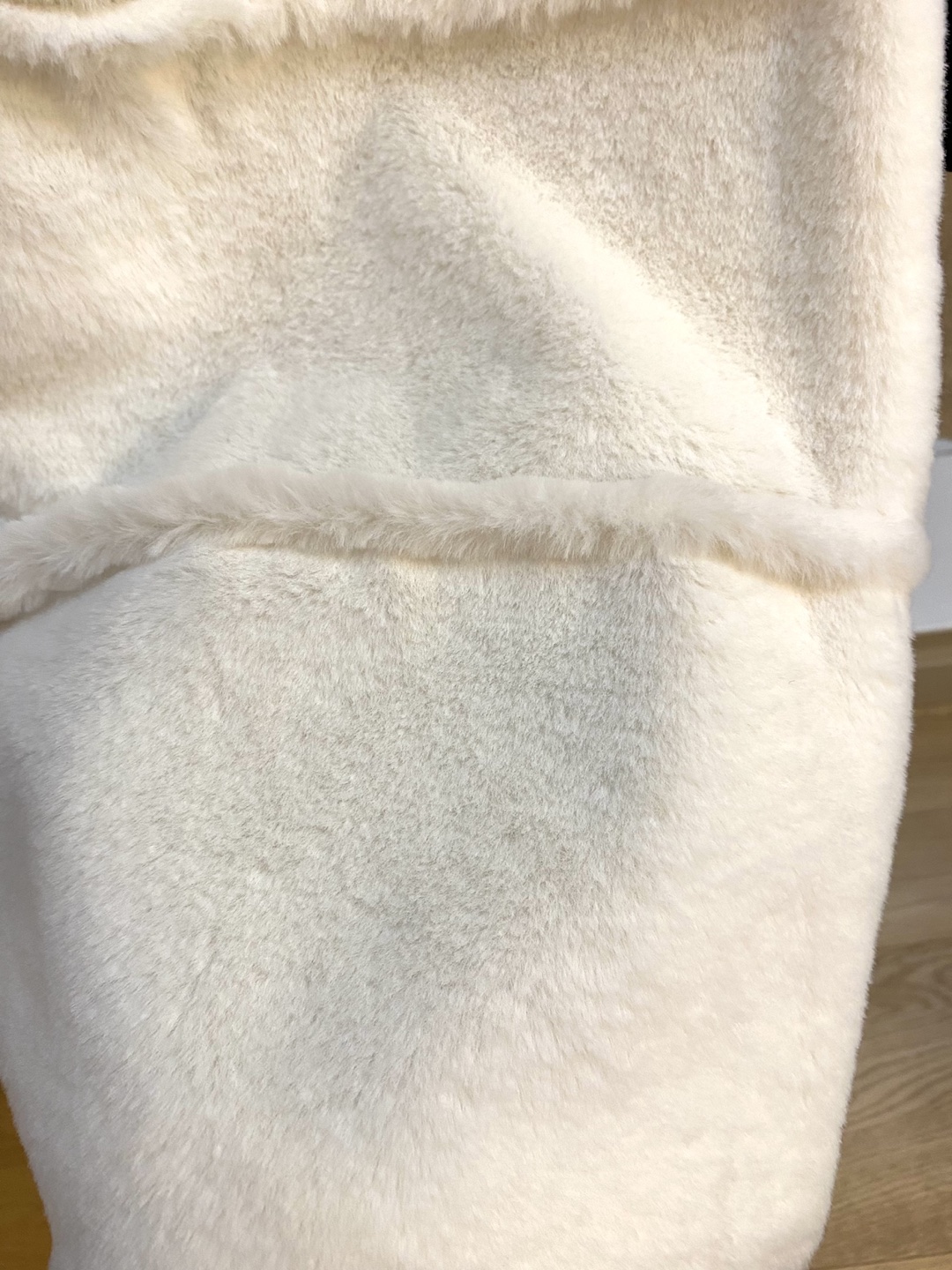 Very soft fur jacket - photo 2