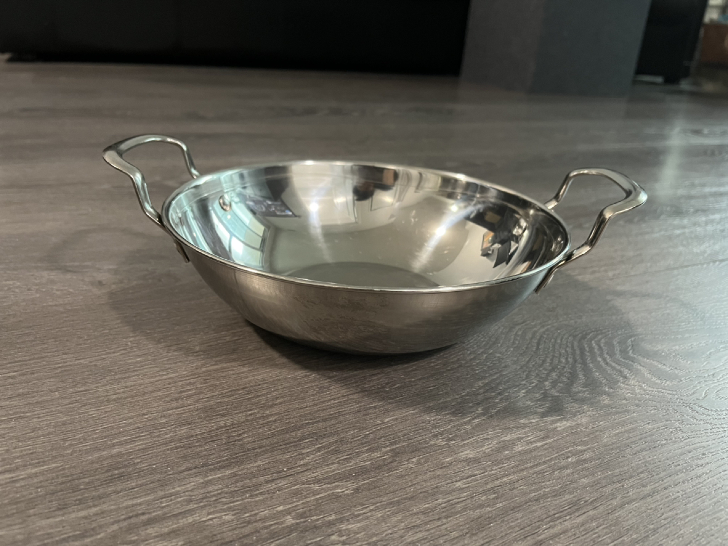 Stainless steel pot