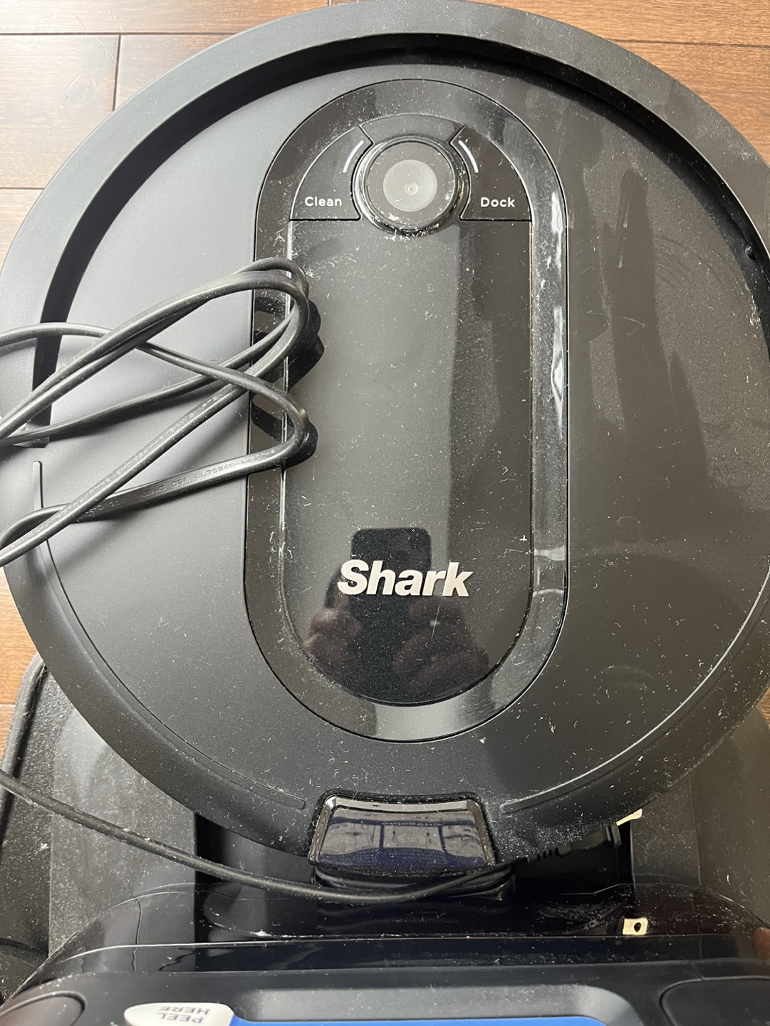 Shark robot cleaner - photo 4