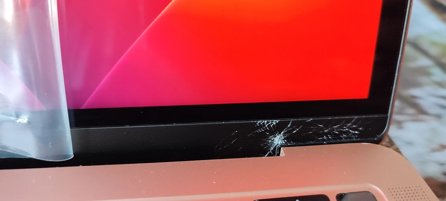 MacBook Air Rose Gold 2018 (Please Read) - photo 3