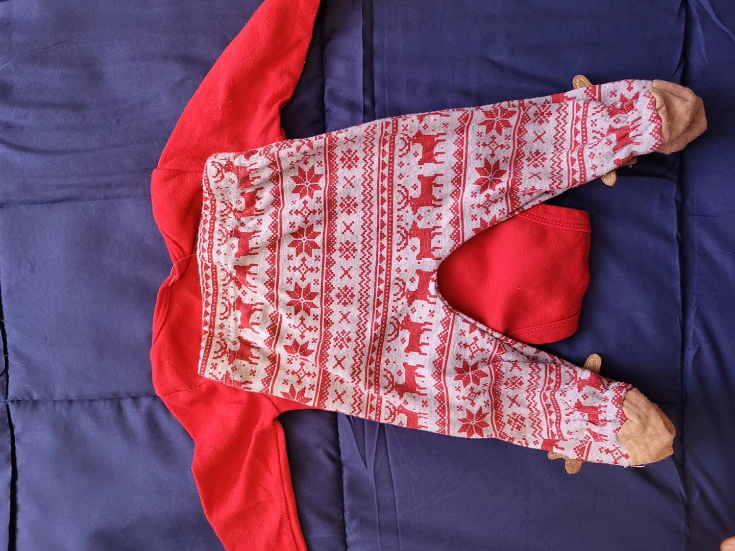 2 Piece Pajamas Christmas Theme 💸 - photo 3