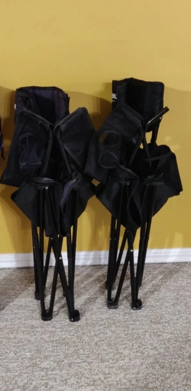 2 used camping chairs image indicator(2)