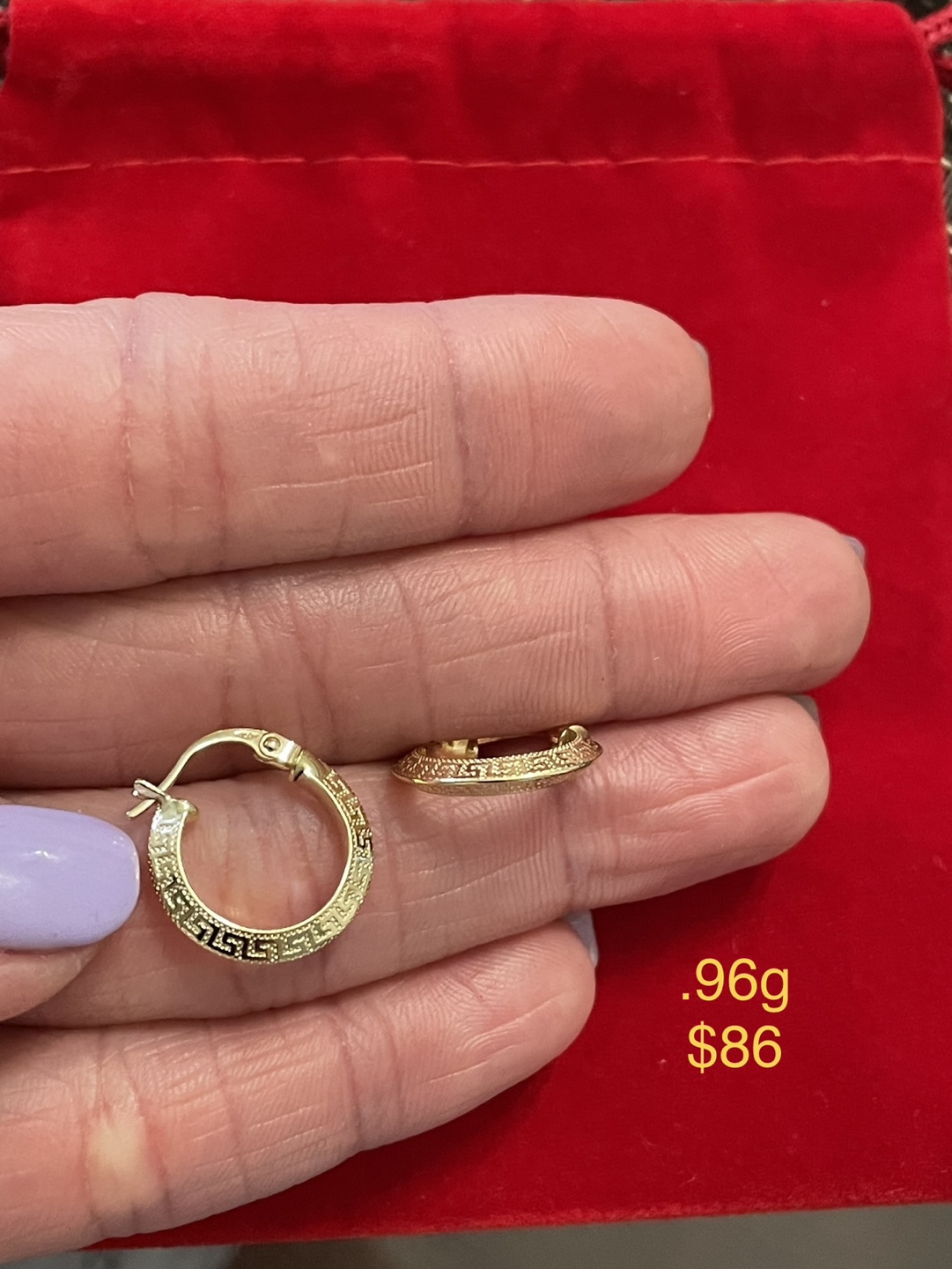 18 karat Gold Earring from Dubai thumbnail