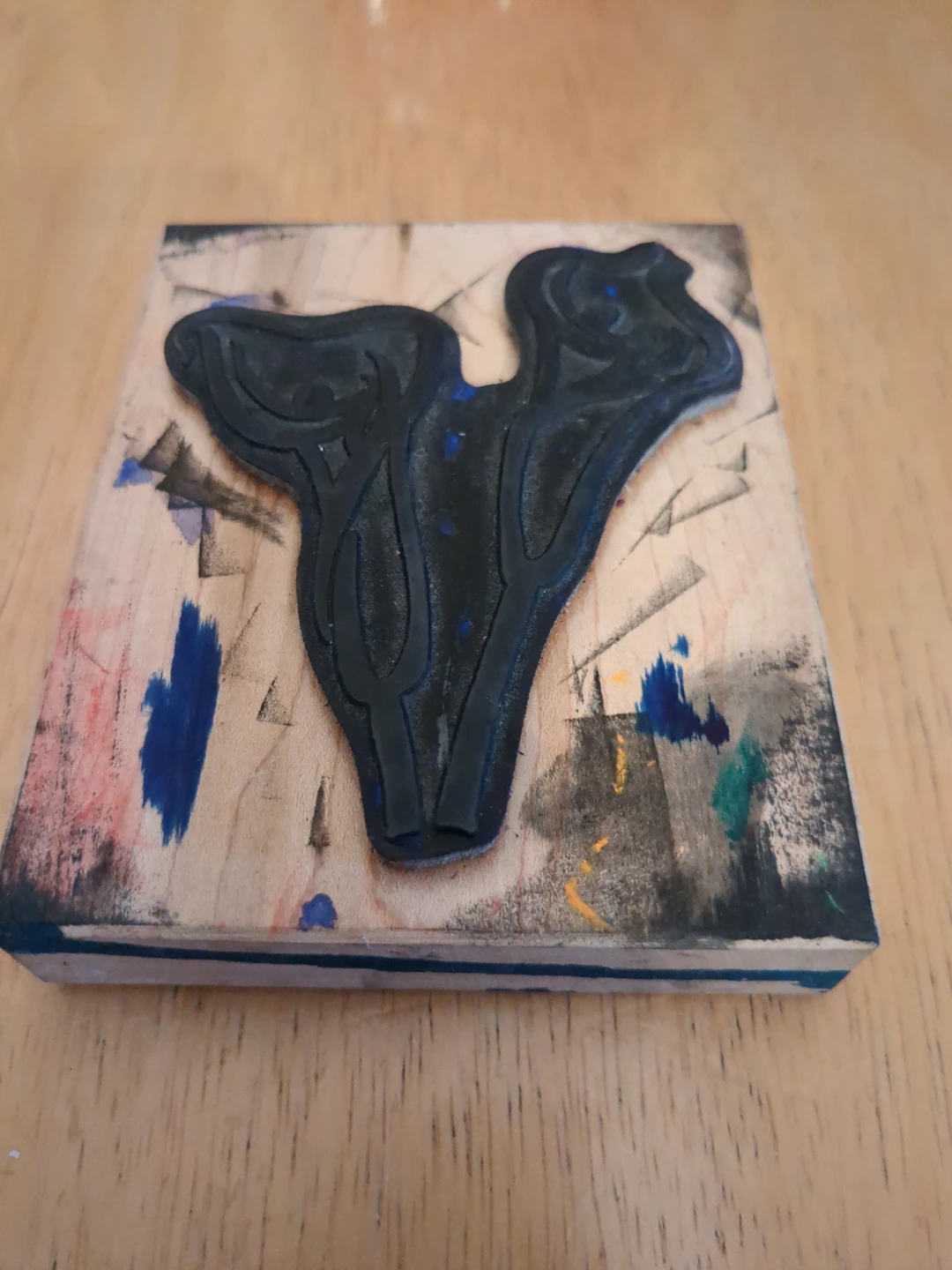 Large tulip-shaped stamp