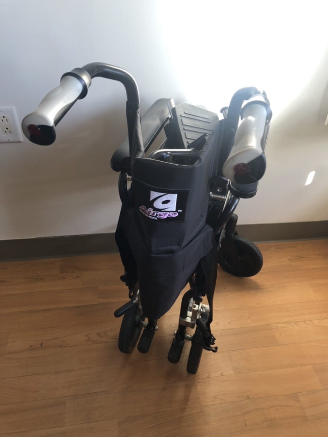 Wheelchair image indicator(3)