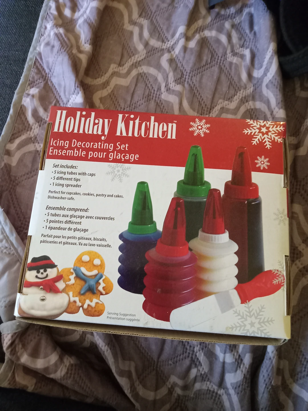 Unused Holiday Kitchen Icing Set