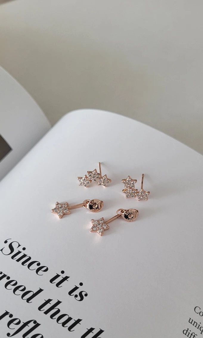Shiny earings thumbnail