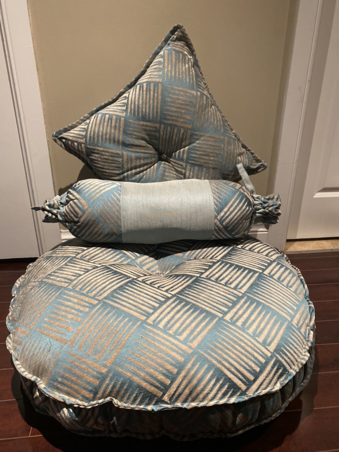 Floor cushion - photo 2