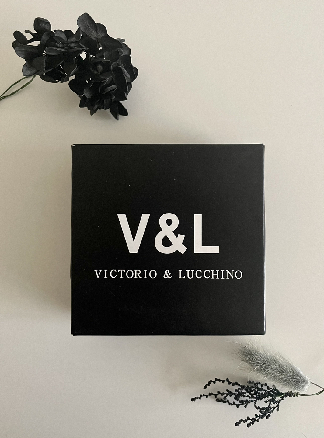 Victorio & Lucchino Belt image indicator(4)