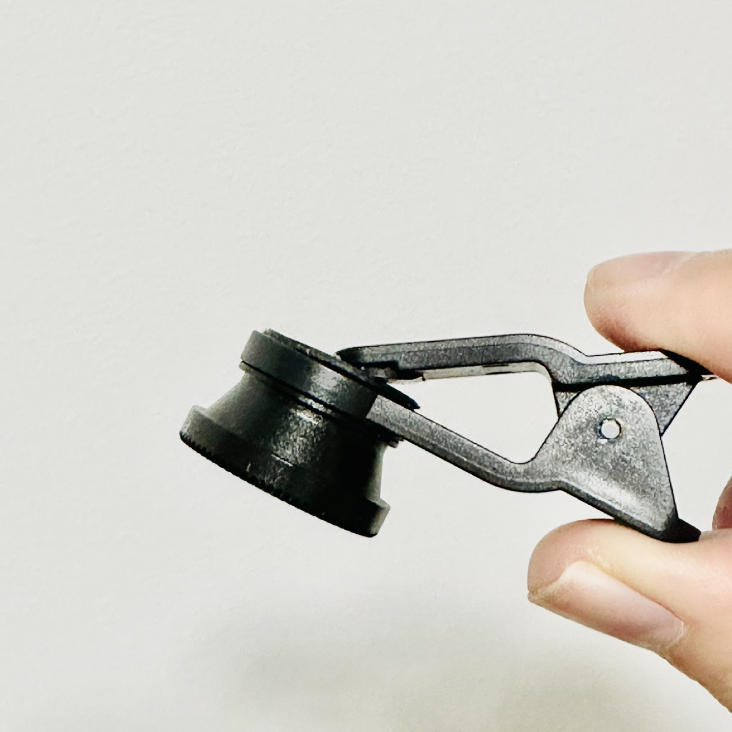 Phone Camera Lens Clip - Wide Angle and Fish Eye thumbnail