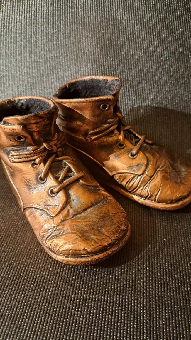 Pair of Brass Children's Shoes thumbnail