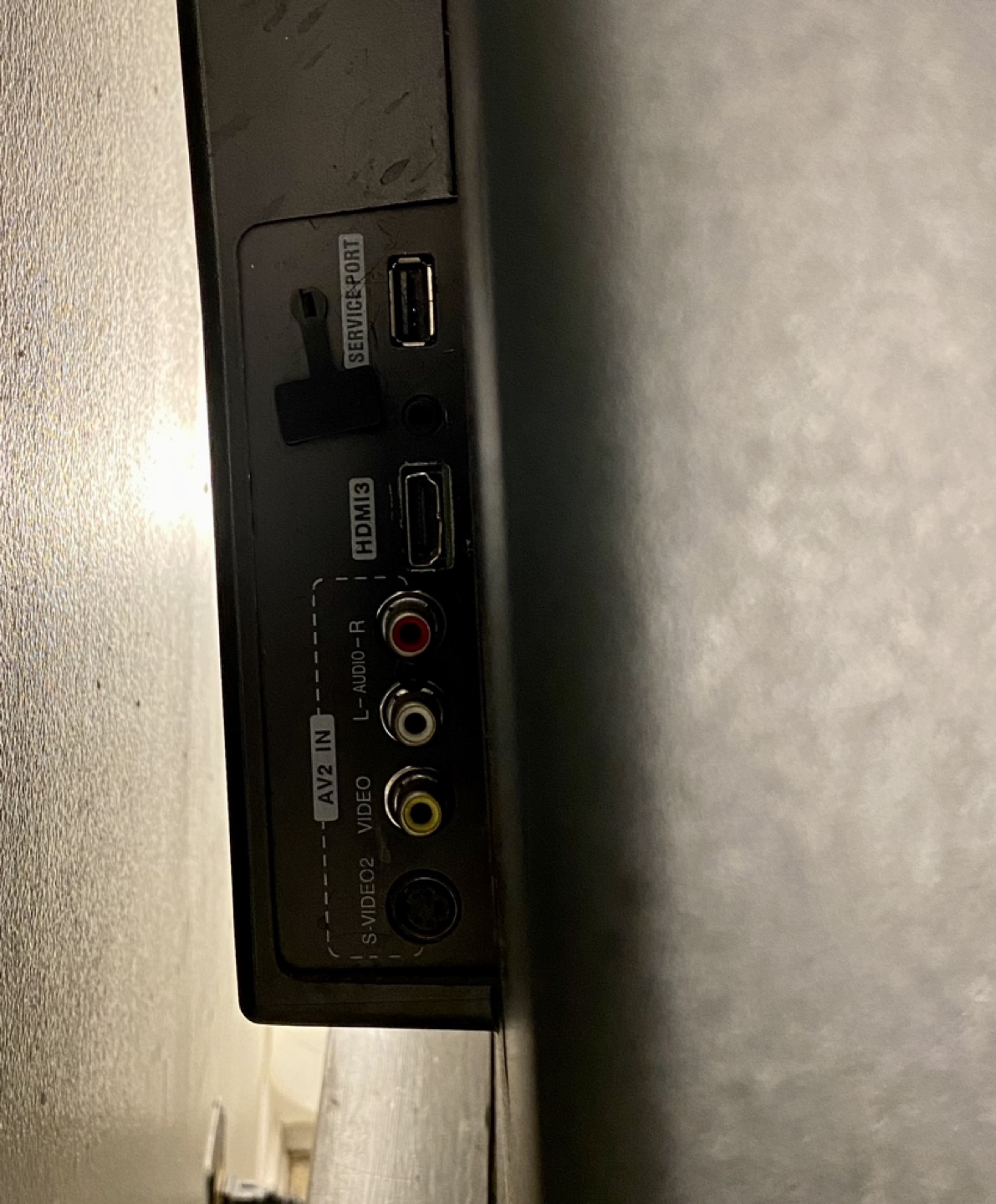 50” Hitaci TV image indicator(2)